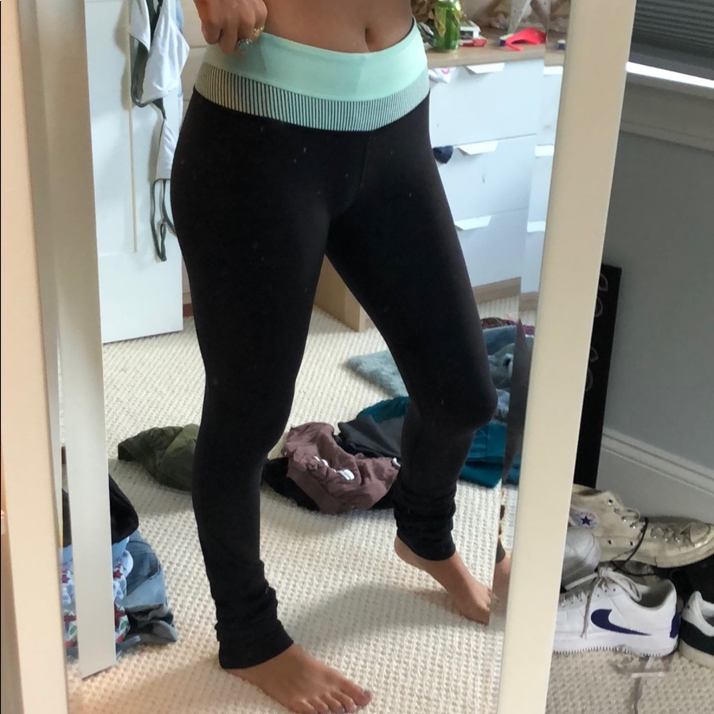 Green band Lululemon Leggings
